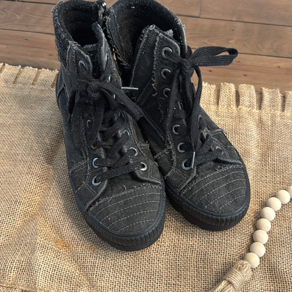 Blowfish Black High-Top Canvas Sneakers - Picture 2 of 3